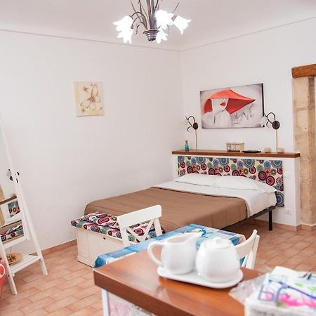 Xenia - Il Vicoletto Delle Dee Villa Syracuse Bagian luar foto